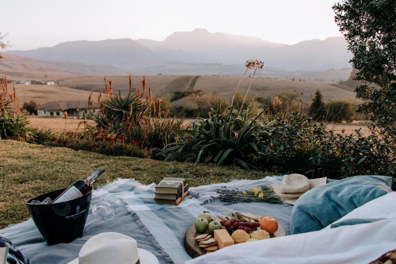 Inkungu Lodge Champagne Valley Экстерьер фото