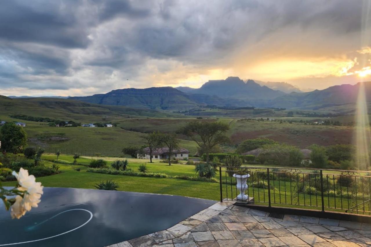 Inkungu Lodge Champagne Valley Экстерьер фото