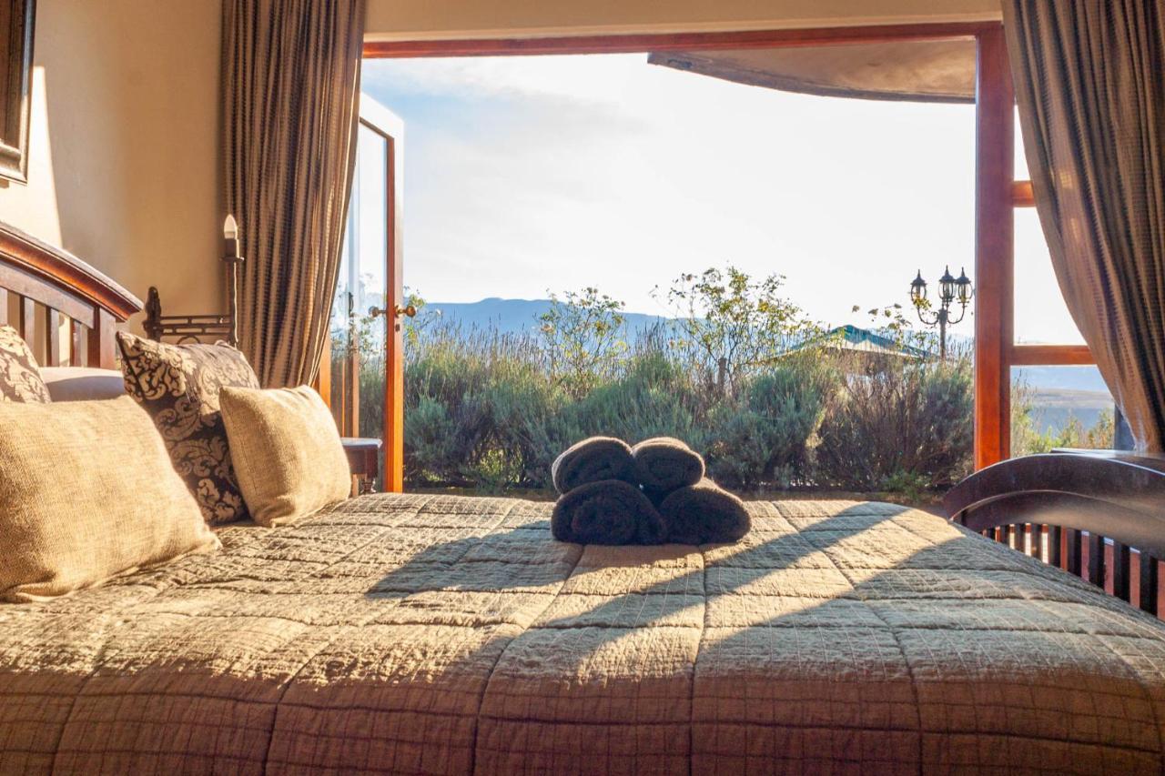 Inkungu Lodge Champagne Valley Экстерьер фото