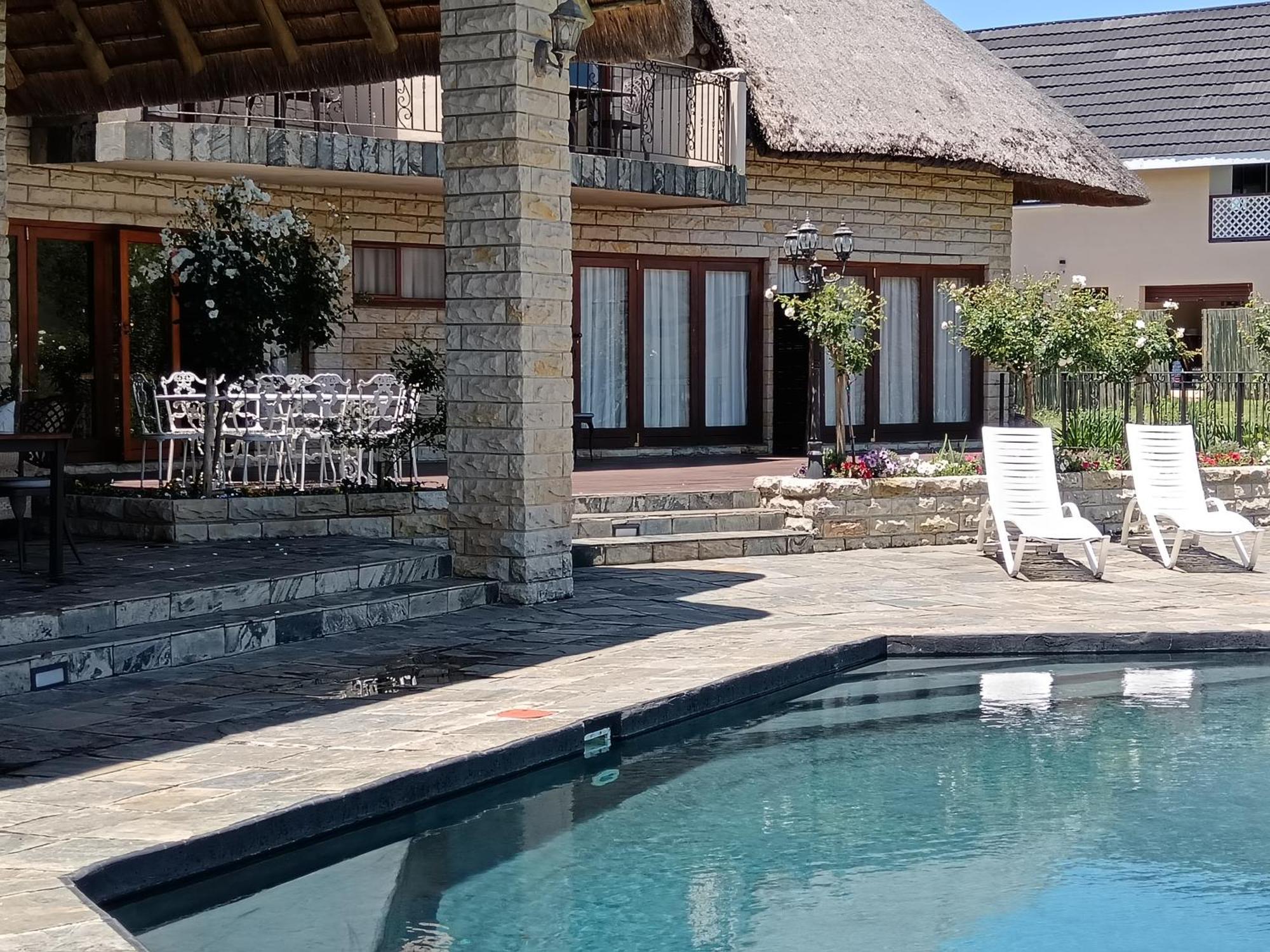 Inkungu Lodge Champagne Valley Экстерьер фото