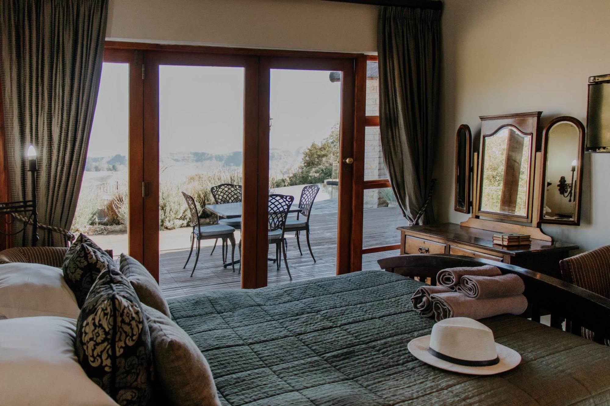Inkungu Lodge Champagne Valley Экстерьер фото