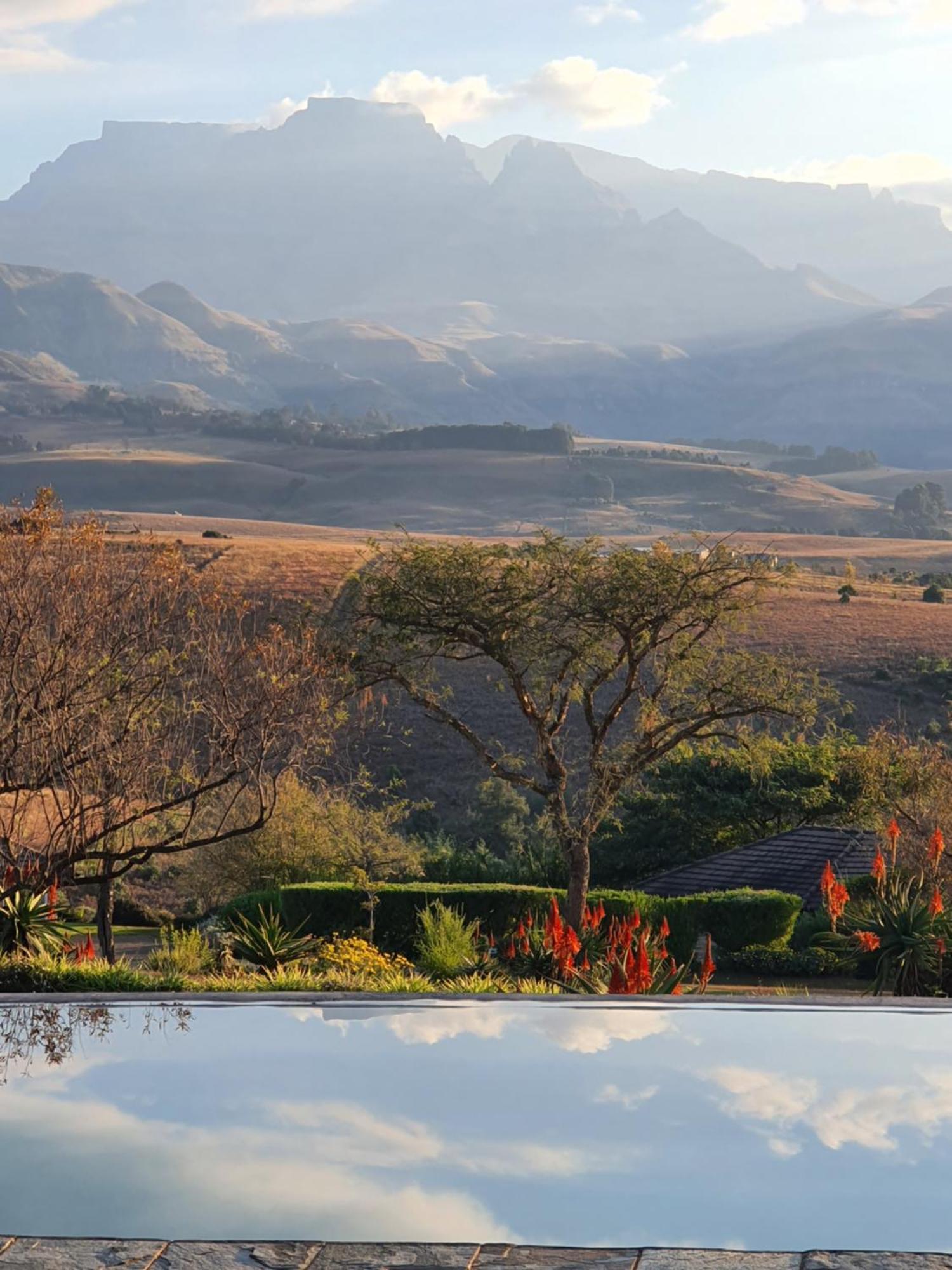 Inkungu Lodge Champagne Valley Экстерьер фото