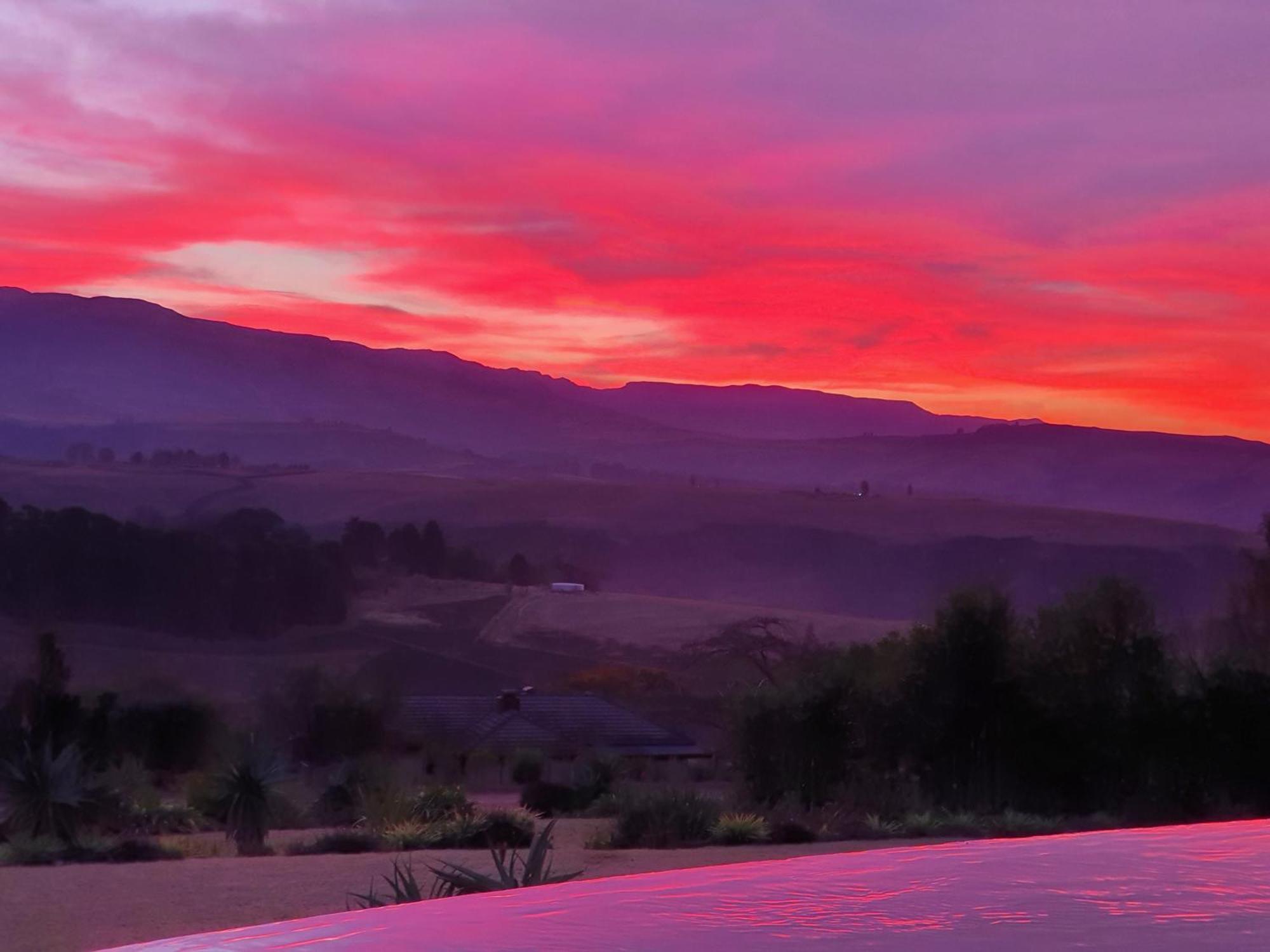 Inkungu Lodge Champagne Valley Экстерьер фото